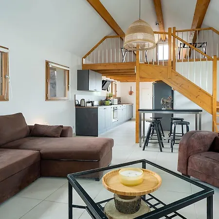 El Rancho - St4 Mezzanine Apartment